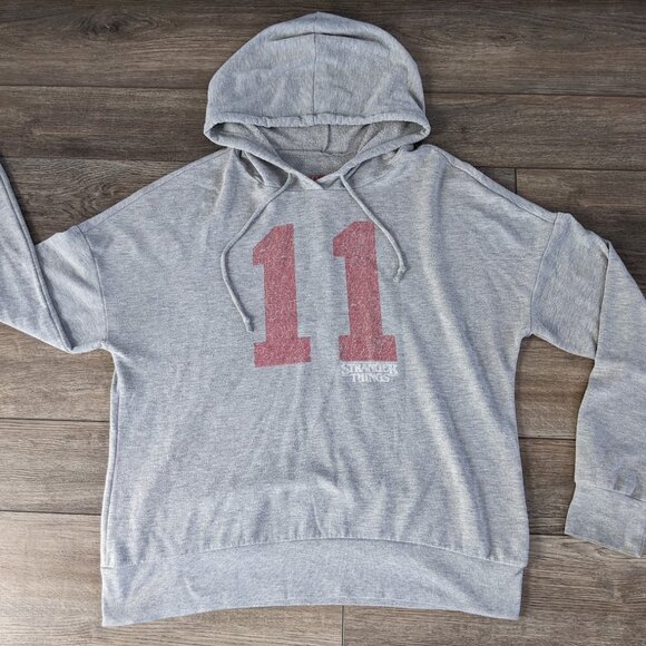 Netflix Tops - Netflix Official Stranger Things Eleven 11 Millie Bobby Brown Sz: XL Hoodie Y2K